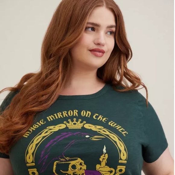 Disney Villains Crew Neck Tee - Cotton Magic Mirror size 1X (14-16) - Picture 2 of 5